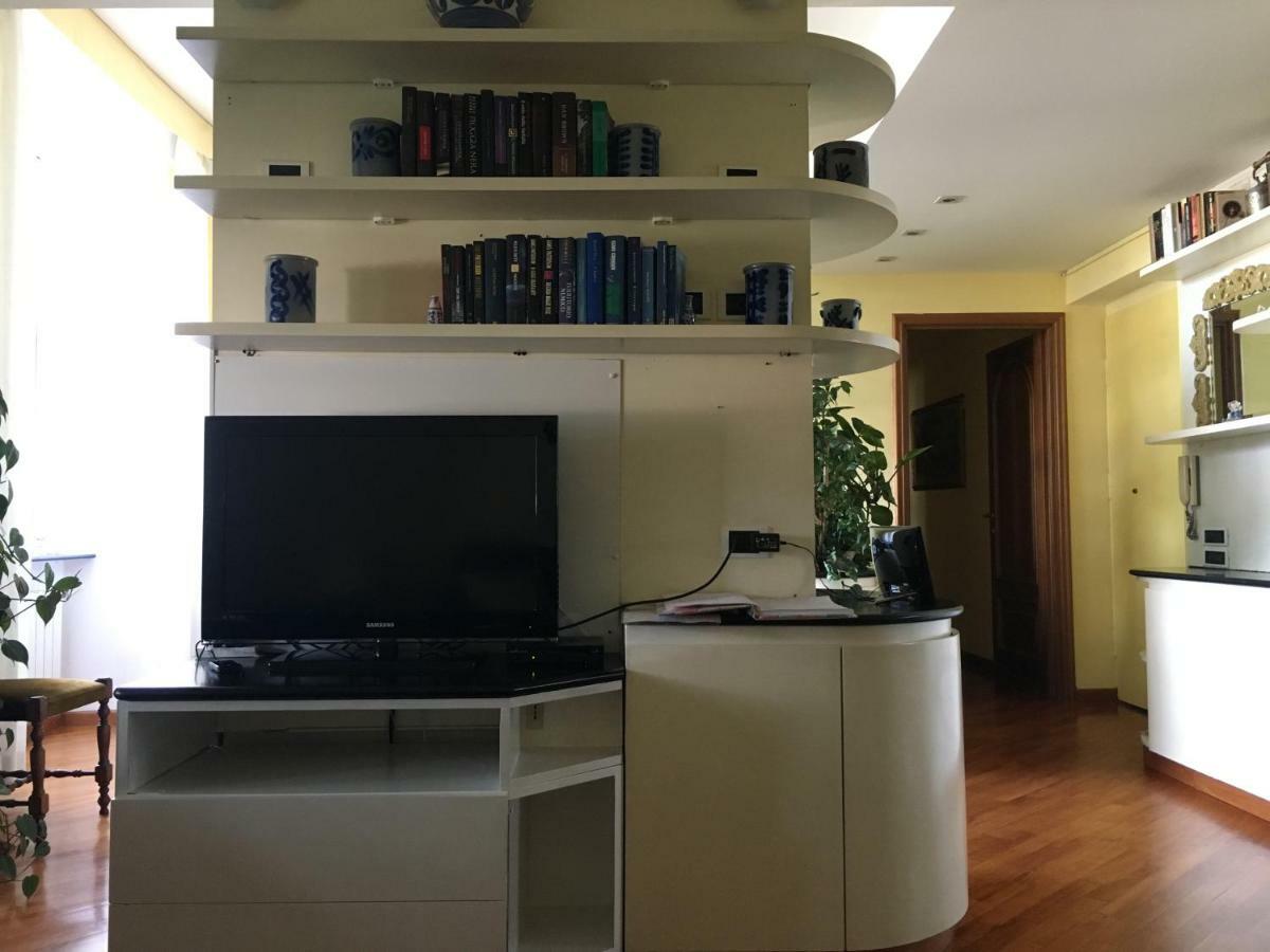 Apartamento Finestra Su Genova Exterior foto